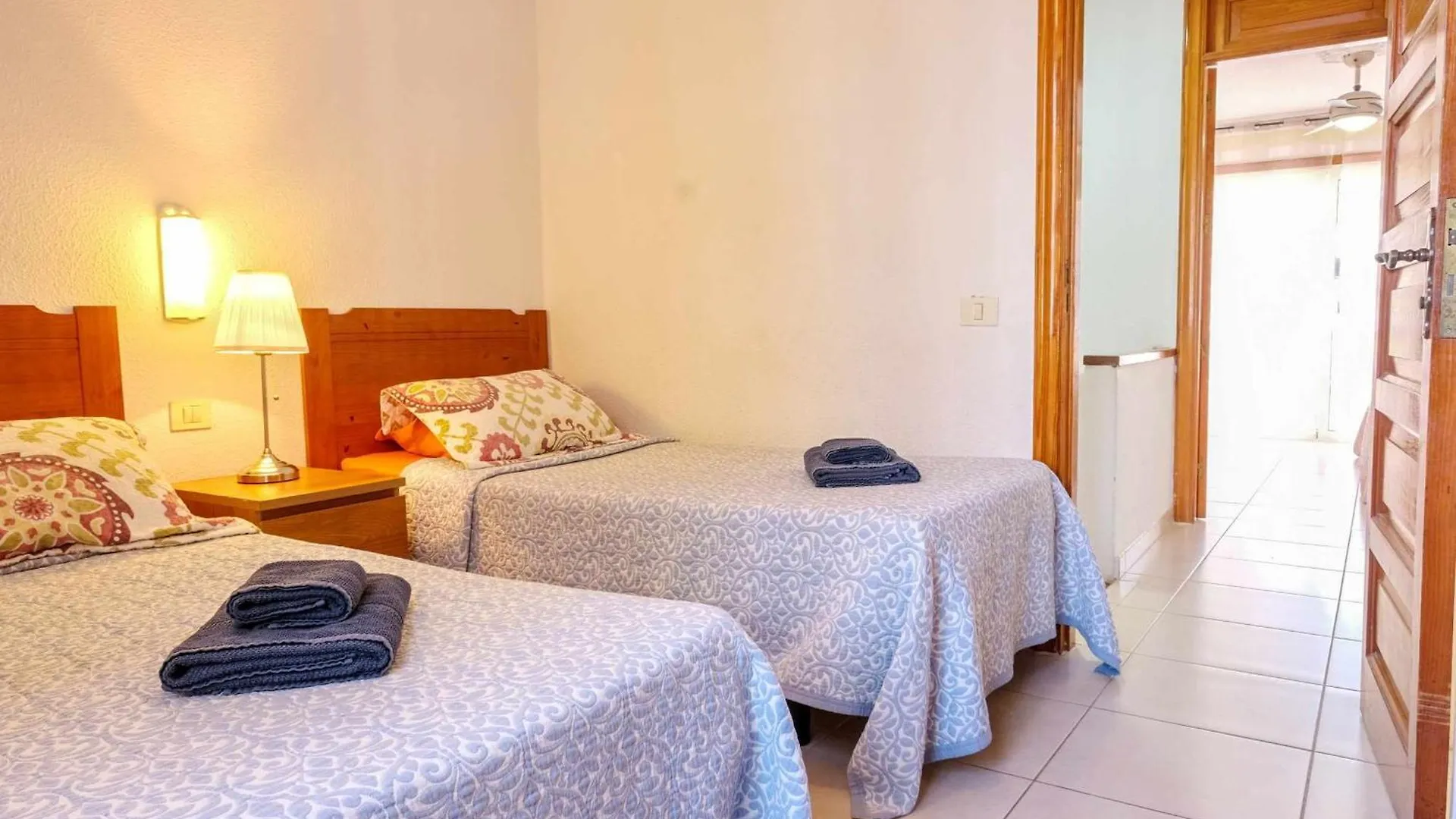 Parque Santiago 2 Villa 2 Tenerife Rental & Sales Playa de las Americas  Spagna